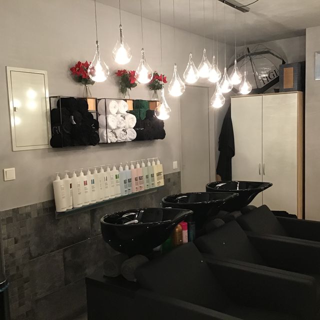 Wolfgang Pfeiffer Hair Art