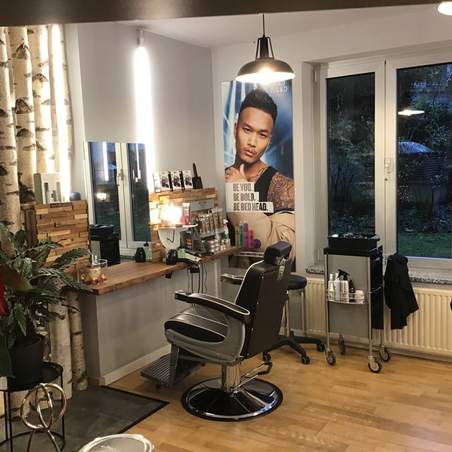 Wolfgang Pfeiffer Hair Art